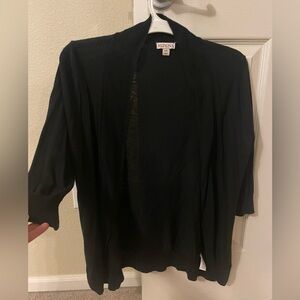 Super soft and classy lightweight layer 🖤